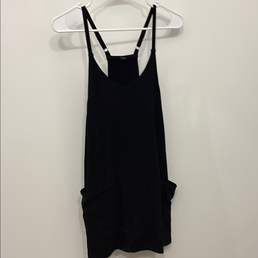 Black Sleeveless Dress